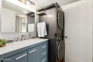 Photo #4: 6705748 Listing 