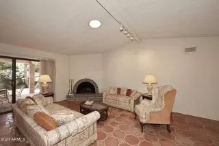Photo #4: 6705758 Listing 