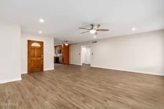 Photo #3: 6705870 Listing