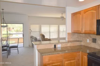 Photo #6: 6705903 Listing 