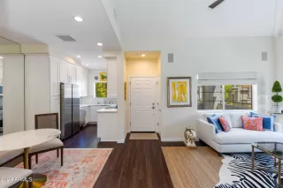 Photo #6: 6706024 Listing