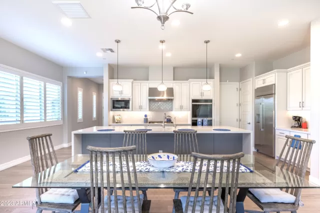 MLS: 6706096 Condo For Sale