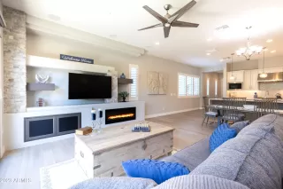 Photo #4: 6706096 Listing