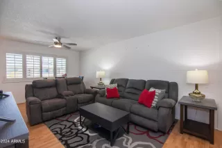 Photo #1: 6706289 Listing 