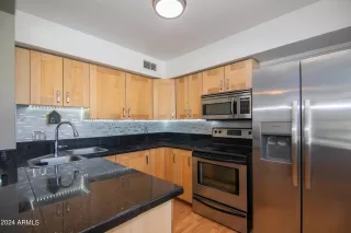 Photo #4: 6706289 Listing 