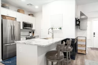 Photo #5: 6706299 Listing 