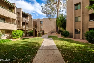 Photo #4: 6706915 Listing