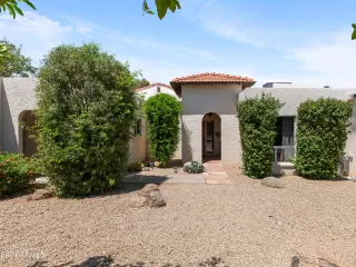 Photo #2: 6706964 Listing