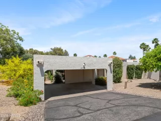 Photo #3: 6706964 Listing