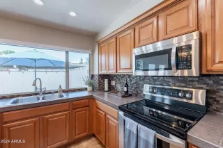 Photo #2: 6707044 Listing 