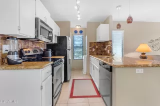Photo #3: 6707083 Listing 