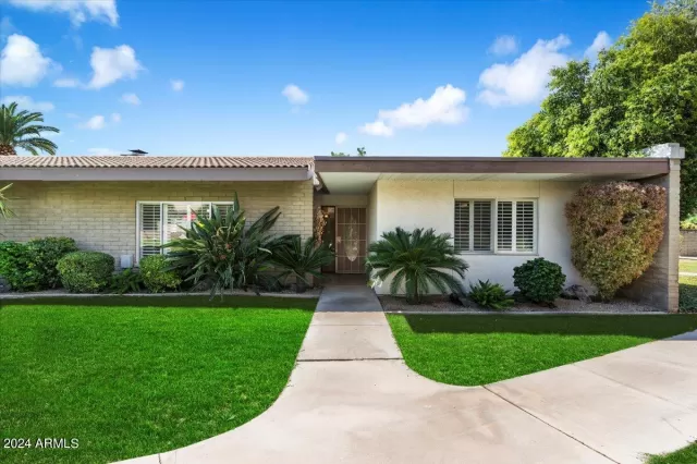 MLS: 6707449 Condo For Sale