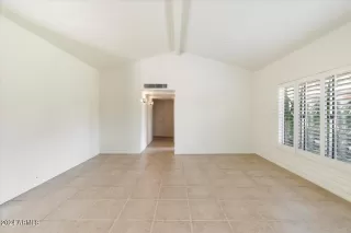 Photo #3: 6707449 Listing