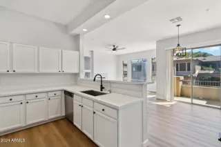 Photo #2: 6707509 Listing 