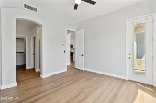 Photo #5: 6707509 Listing 