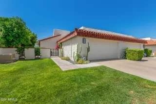 Photo #3: 6707675 Listing