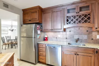 Photo #1: 6708436 Listing