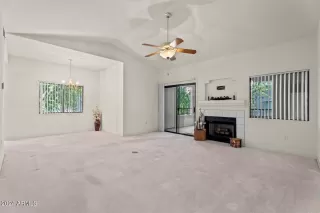 Photo #4: 6708619 Listing