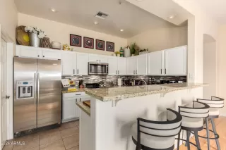 Photo #4: 6708670 Listing