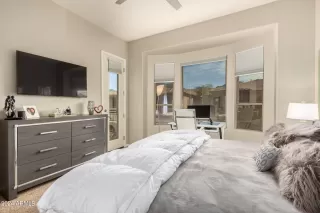 Photo #6: 6708670 Listing