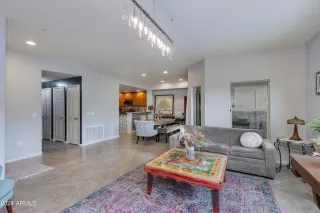 Photo #4: 6708692 Listing