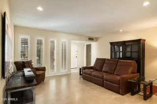 Photo #5: 6708923 Listing 