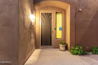 Photo #3: 6708941 Listing