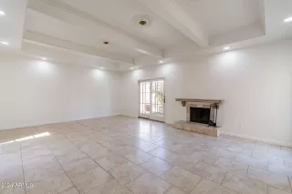 Photo #3: 6709005 Listing