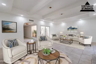 Photo #6: 6709005 Listing