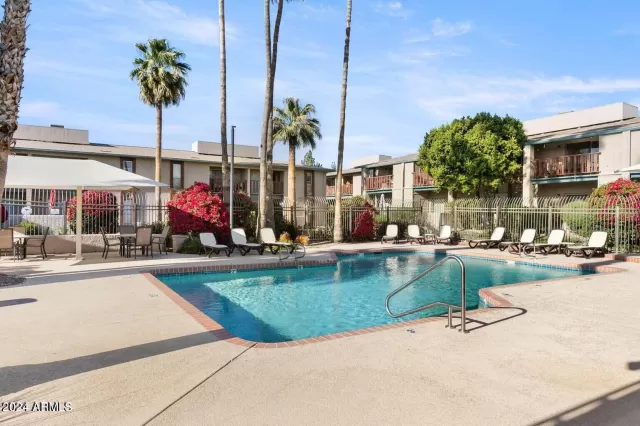 MLS: 6709114 Condo For Sale