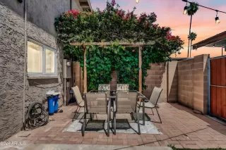 Photo #1: 6709119 Listing