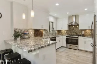 Photo #3: 6709280 Listing 