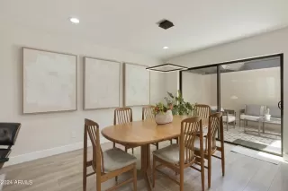 Photo #4: 6709280 Listing 