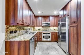 Photo #2: 6709302 Listing