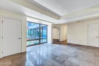 Photo #6: 6709302 Listing