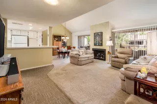 Photo #2: 6709627 Listing