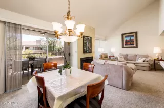 Photo #4: 6709627 Listing