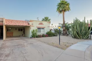 Photo #3: 6709819 Listing