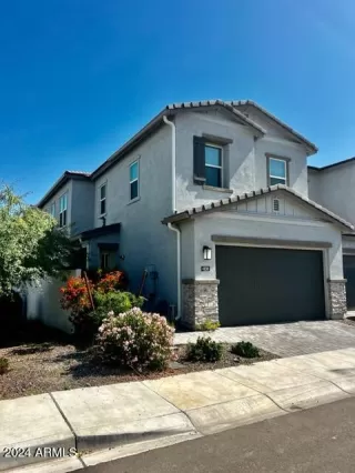Photo #1: 6709988 Listing 