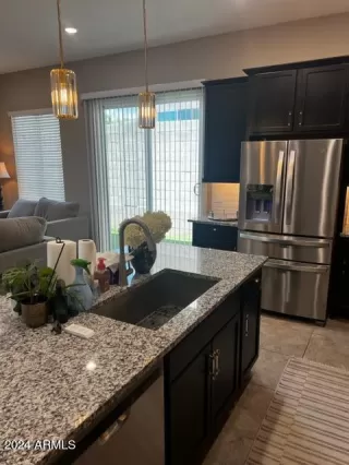 Photo #6: 6709988 Listing 