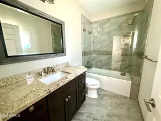 Photo #3: 6710056 Listing 