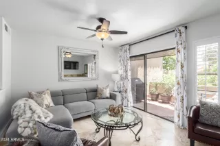 Photo #4: 6710068 Listing