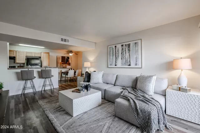 MLS: 6710130 Condo For Sale