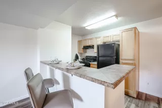 Photo #2: 6710130 Listing