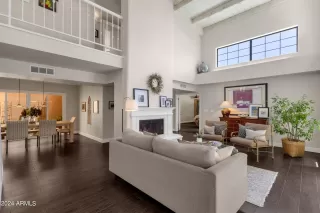 Photo #1: 6710247 Listing