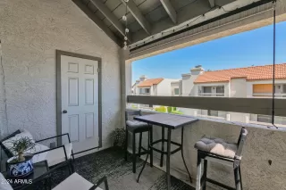 Photo #3: 6710251 Listing