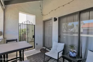 Photo #4: 6710251 Listing