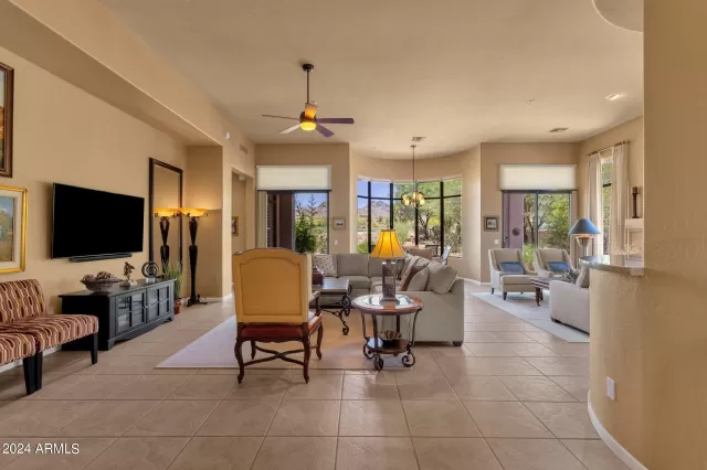 MLS: 6710568 Condo For Sale