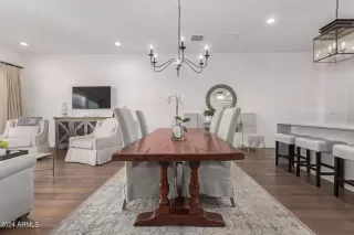 Photo #5: 6710576 Listing 