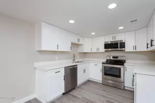 Photo #1: 6710630 Listing 
